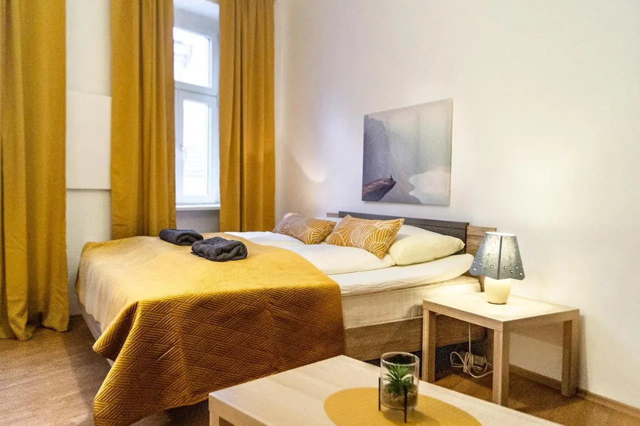 Economy 1Br Apartment Well Connected To The Whole City Вена